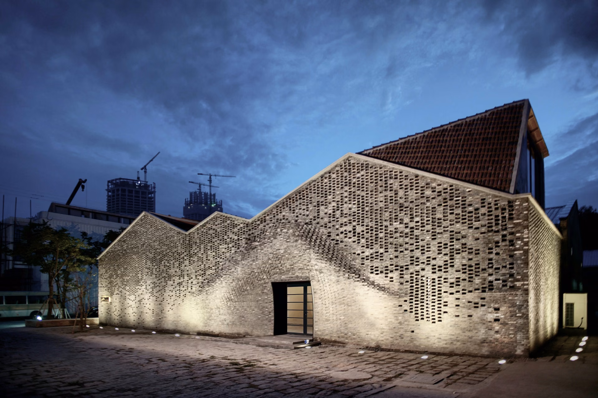 Philip Yuan, Chi She, robotic construction